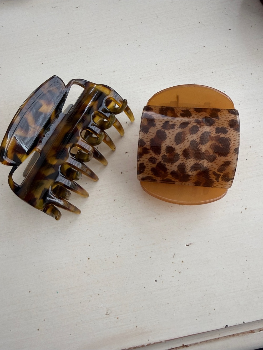 Tortoiseshell and Leopard Print Hair Claw Clips